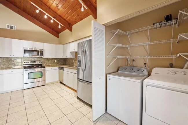 2229 Nova Village Dr, Davie, FL 33317 - photo 5