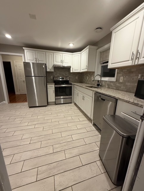 24 Paragon Ln, Stamford, CT 06905 - photo 1