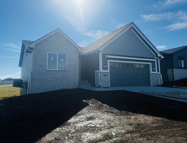 18004 Alpine Dr, Clive, IA 50325 - photo 2