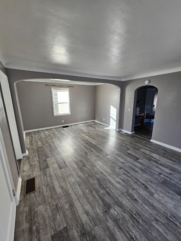 731 Tulip St SW, Grand Rapids, MI 49503 - photo 7