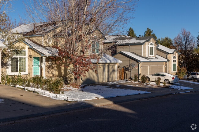 Craftsman-style homes in Jackson Farm feature smaller yards for easier maintenance.
