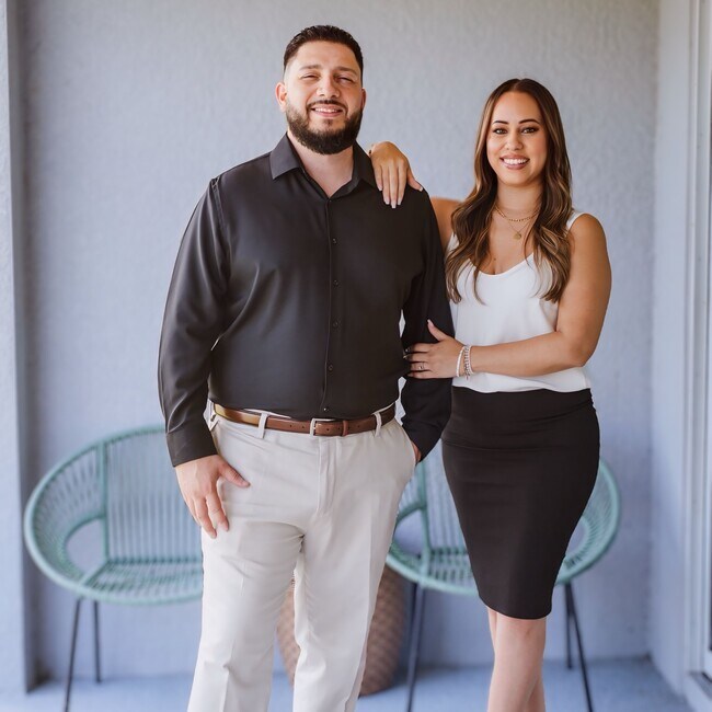 Agent Photo