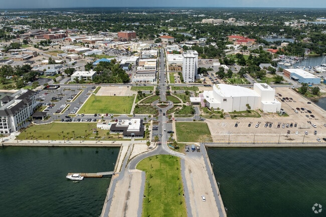 Downtown Panama City is filled with restaurants and breweries great for residents to enjoy.