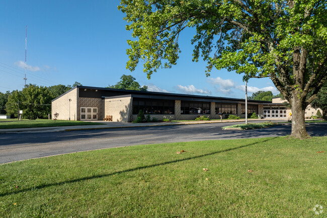 Gilson Brown Elementary School is part of the Alton Community Unit School District.