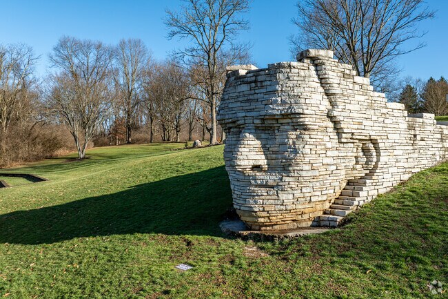 Dublin's Scioto Park’s 218 acres are well-loved for its boating, fishing, and hiking.