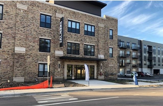 HIGHPOINT Barrington, Barrington, IL 60010 - photo 1