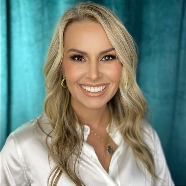 Cassandra Hartford Real Estate Agent In Melbourne Fl 