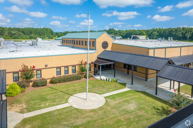 Harmony Elementary School encourages kids to try the liberal arts with after school programs.