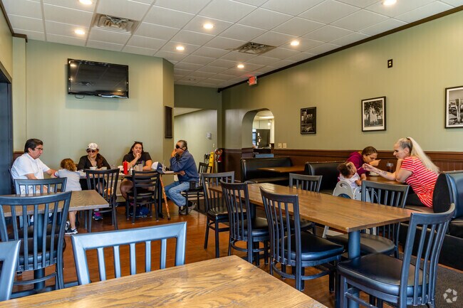 DeRango The Pizza King has been a popular place to eat since 1960.