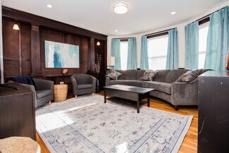 30 Clay St Unit 3, Cambridge, MA 02140