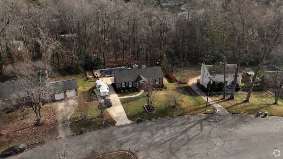 2010 Monticello Dr, Gastonia, NC 28056 - photo 2