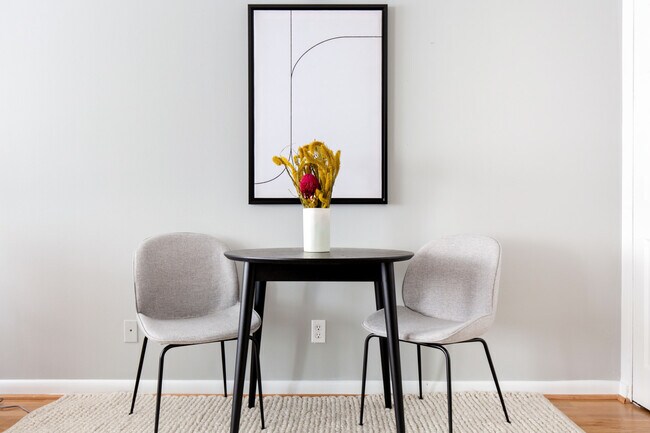 52 Barrow St unit FL1-ID2123, New York, NY 10014 - photo 4