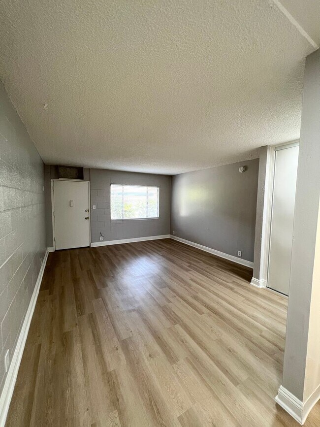 Rosecrans, Gardena, CA 90247 - photo 5