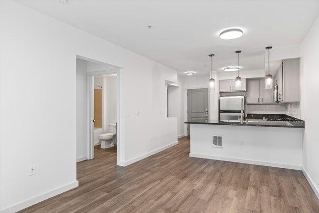 Open Concept Floor Plan at 128 on State Apartments in Kirkland, WA 98033