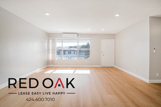 4505 Santa Rosalia Dr unit 12, Los Angeles, CA 90008 - photo 5