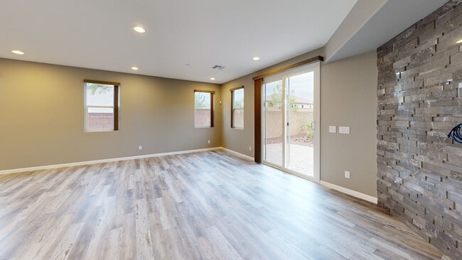 745 Shiva St, Las Vegas, NV 89178 - photo 2
