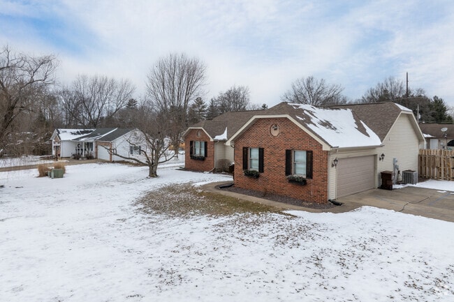 New construction Ranchers on the outskirts of Brazil offer residents updated homes.