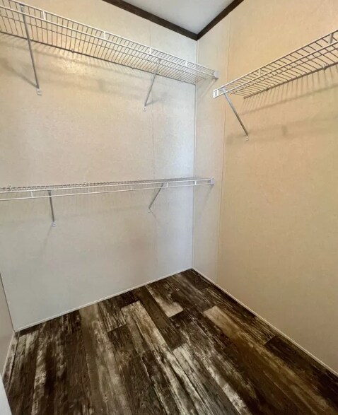 6599 N Hampshire Dr, Holly, MI 48442 - photo 7