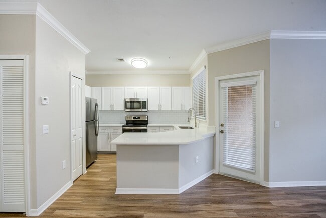 Amara at Metro West, Orlando, FL 32835 - photo 2