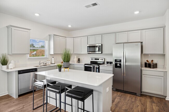 203 Eclipse Ln unit 36207868, Knoxville, TN 37924 - photo 2