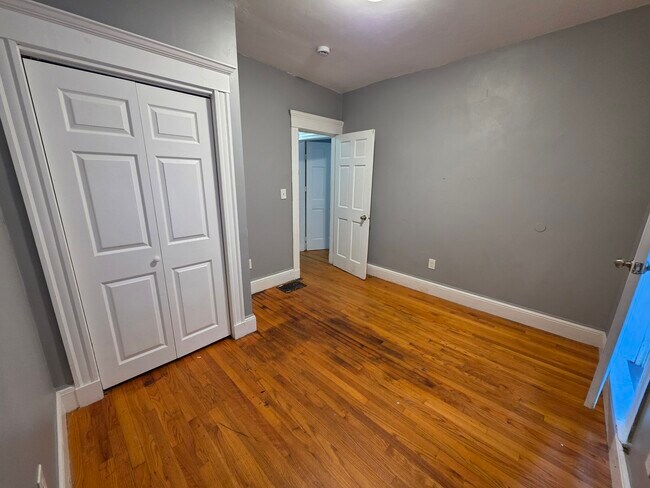 10 Fox St unit 2, Dorchester, MA 02122 - photo 3