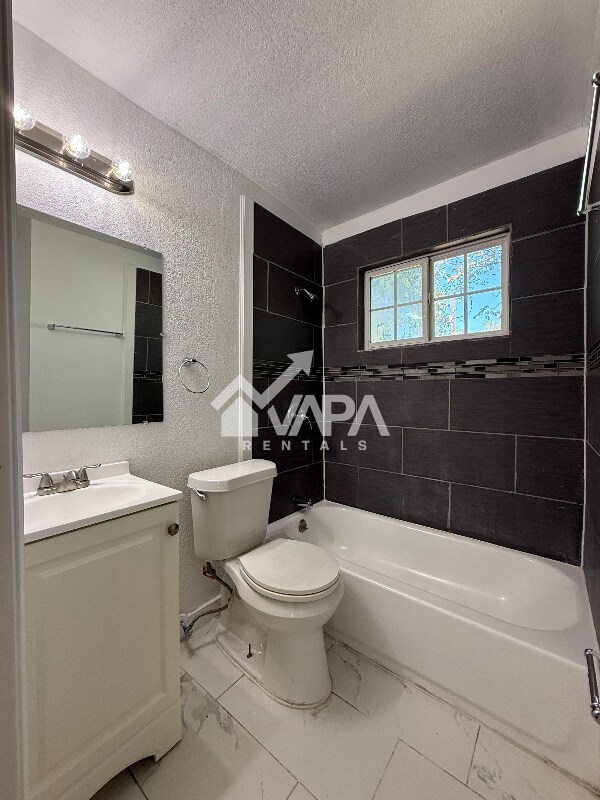 135 E Burcham Ave, San Antonio, TX 78214 - photo 6