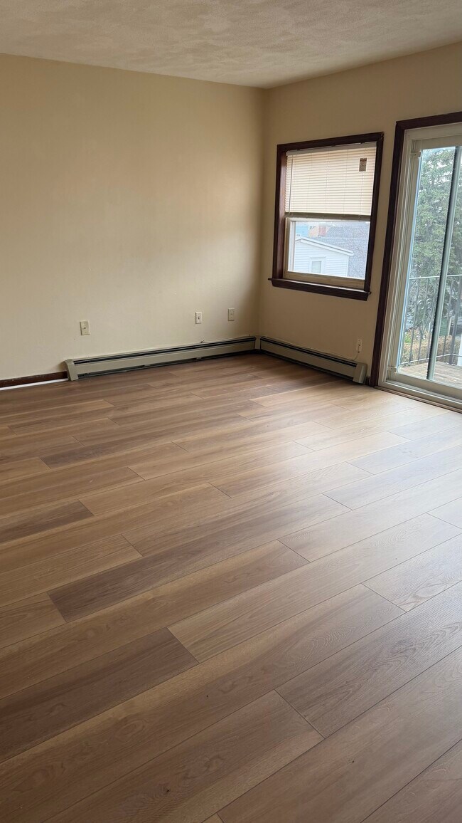 541 Revere St unit 3B, Revere, MA 02151 - photo 6