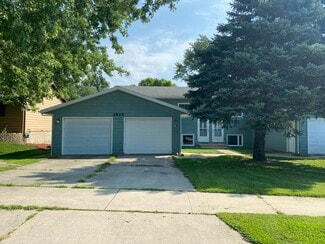 2825 56th St NW Unit C, Rochester, MN 55901