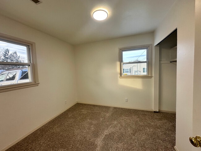 223-223 S Rosemary Ave unit 221 - VACANT, Lansing, MI 48917 - photo 5