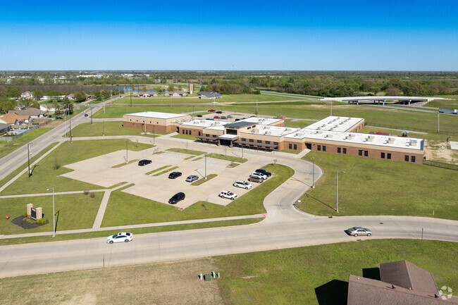 Wing Elementary School focuses on core subjects like English.