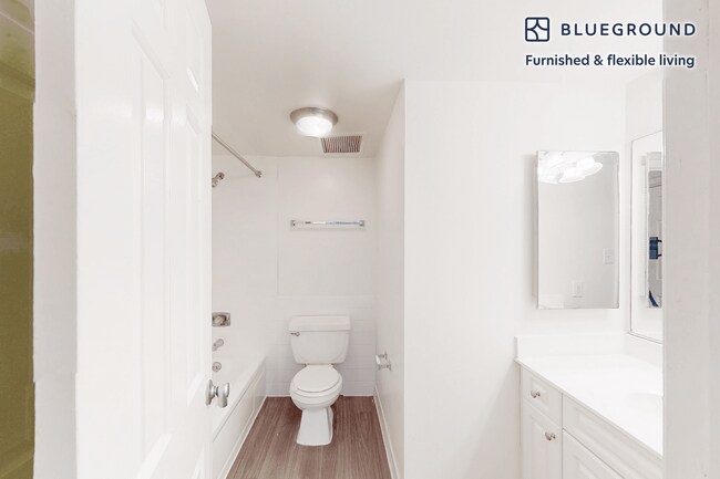 4100 Massachusetts Ave NW unit FL2-ID4936A, Washington, DC 20016 - photo 7