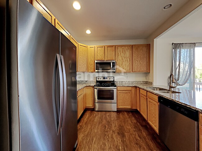 23623 E Mississippi Cir, Aurora, CO 80018 - photo 3