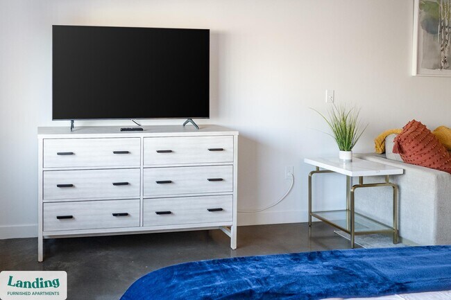 556 E 2100 S unit N-214, Salt Lake City, UT 84106 - photo 4