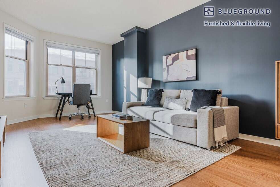 2400 M St NW unit FL9-ID909, Washington, DC 20037 - photo 1