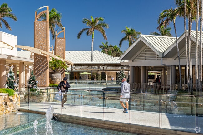 Autumn Woods is just minutes from the Waterside Shops and restaurants.