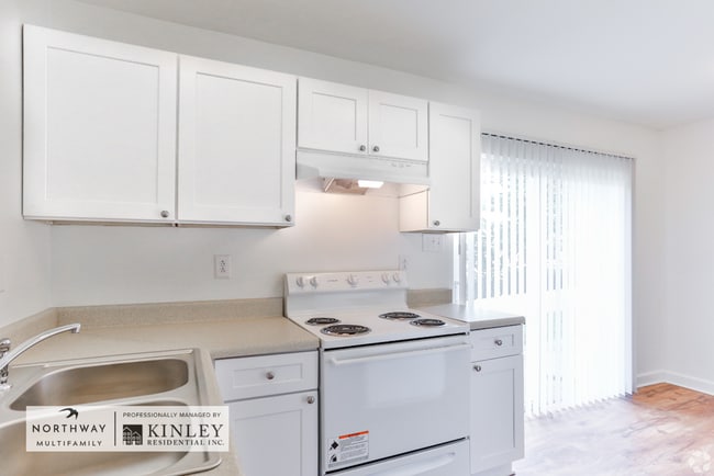 Highland Commons, Hickory, NC 28601 - photo 3