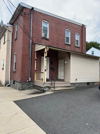 3 N Walnut St Unit 3, Boyertown, PA 19512