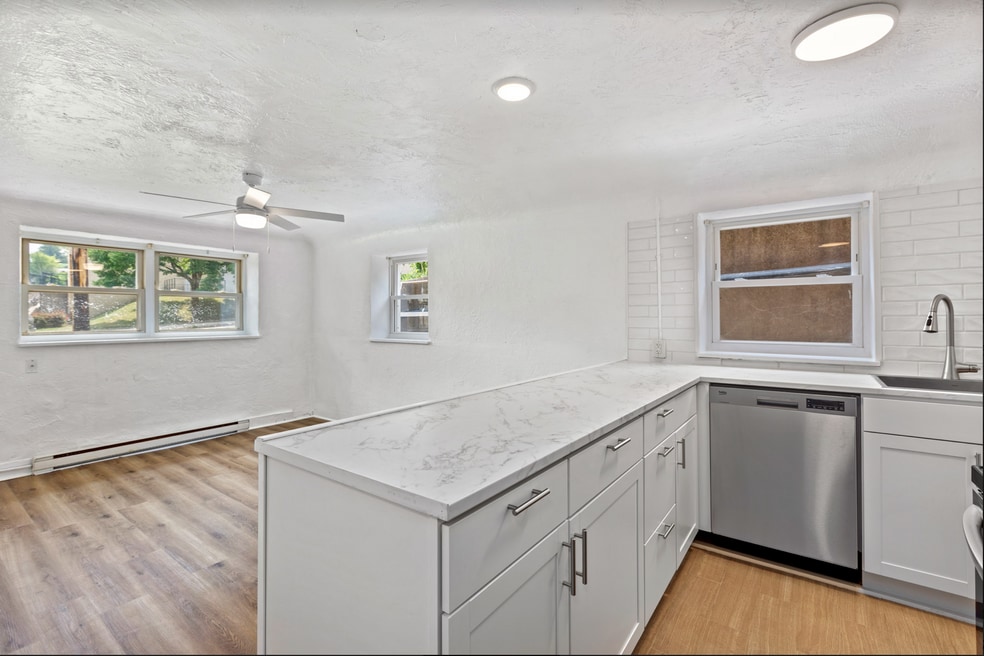 270 Beverly Rd unit 1, Pittsburgh, PA 15216 - photo 1