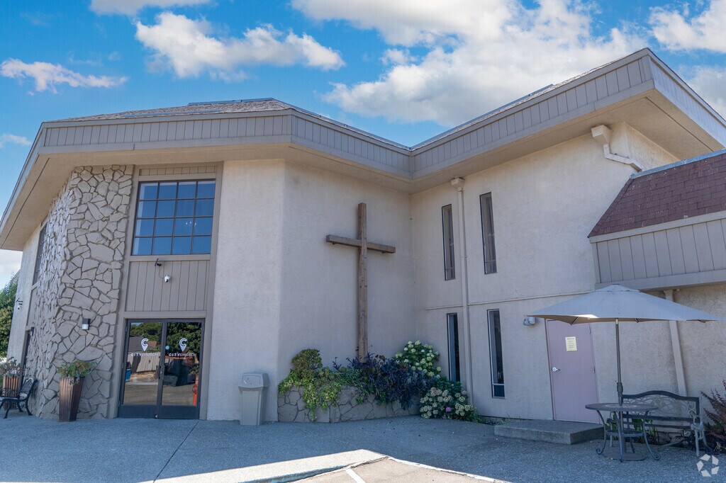 Lighthouse Christian School is in the Fairfield neighborhood of California.