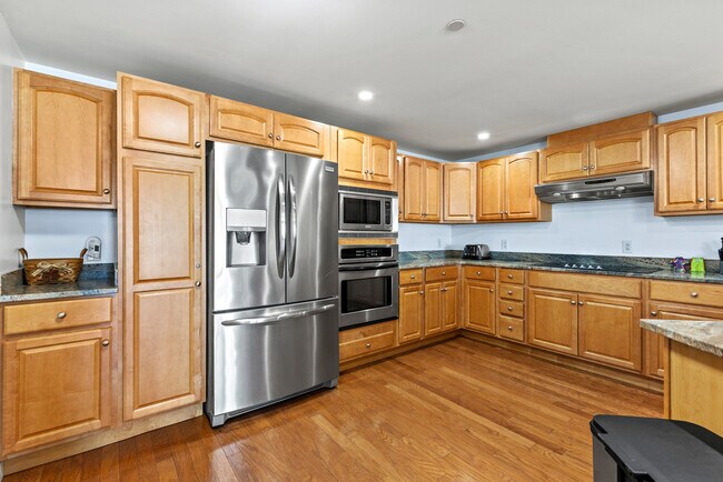 Grand Victorian unit 512, Old Orchard Beach, ME 04064 - photo 3