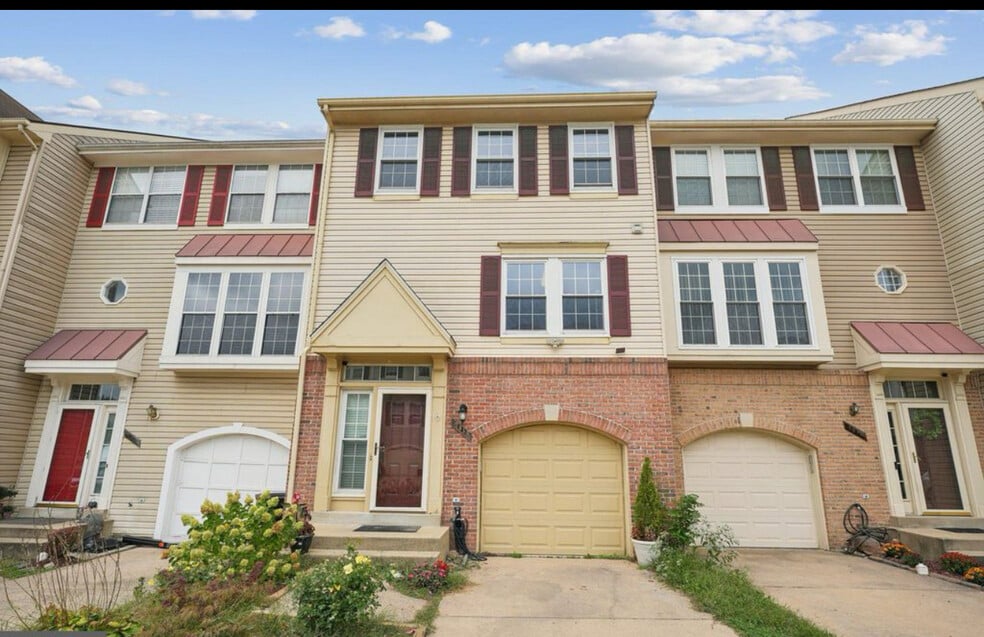7813 Flager Cir, Manassas, VA 20109 - photo 1
