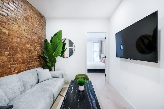 501 1/2 E 83rd St unit FL2-ID1022040P, New York, NY 10028 - photo 3