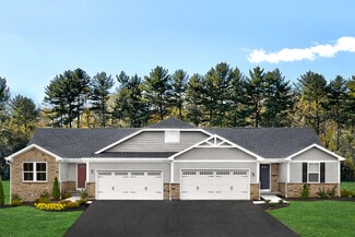 468 Clubhouse Dr, Rostraver Township, PA 15012