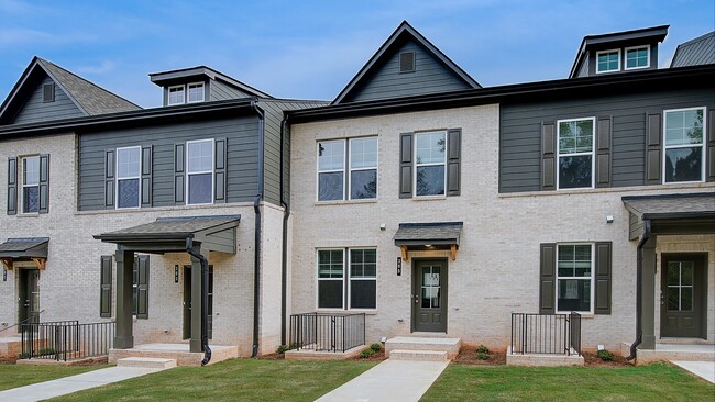 305 Daybreak Ln, Newnan, GA 30265 - photo 2