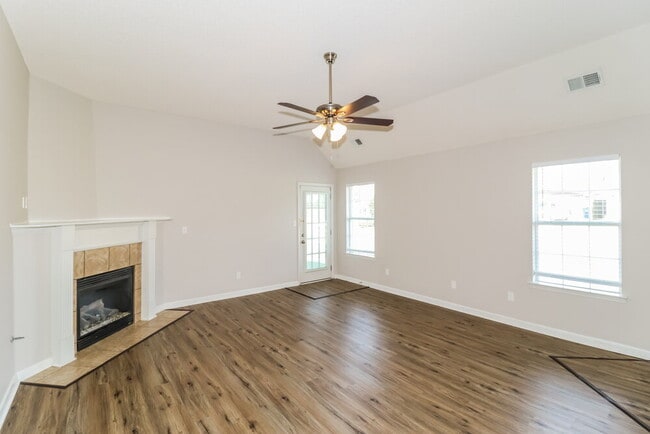 7896 Allen Ridge Ln, Olive Branch, MS 38654 - photo 5
