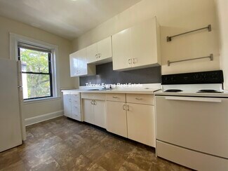 373 Harvard St Unit 6, Brookline, MA 02446