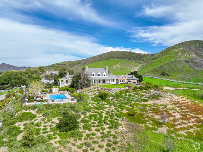 Old Agoura features Spanish Revival and Mediterranean homes.