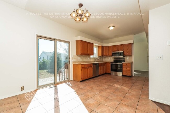 7920 Camfield Cir, Colorado Springs, CO 80920 - photo 6