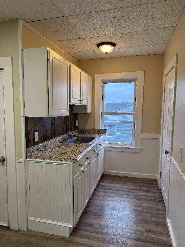 341 Lakeview Ave unit 341 Lakeview Ave, Lowell, MA 01850 - photo 4