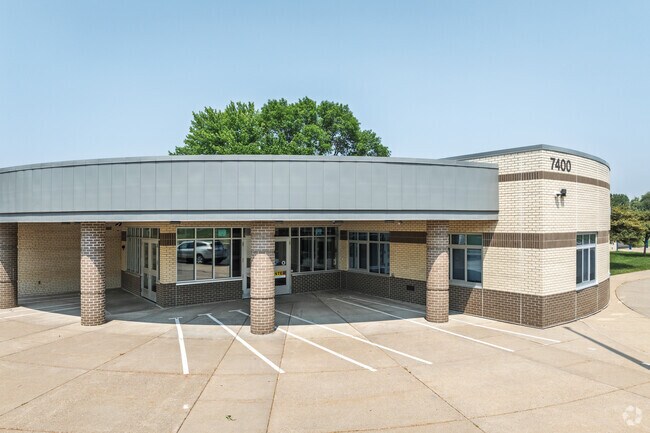 Park Brook Elementary School has 293 students in attendance.